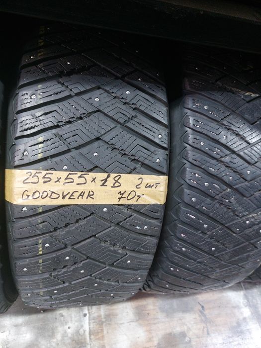 Продам резину 235/55/18 2шт.GOODYEAR.70000тг.,в хорошем состоянии.