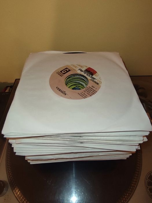 Lot 55 discuri vinyl reggae, dancehall