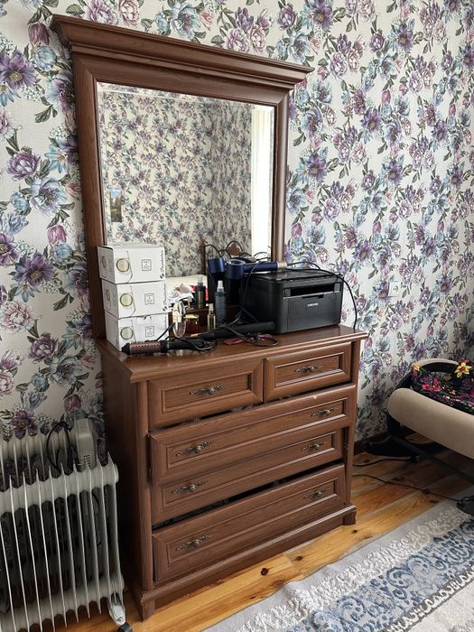 Спальный гарнитур