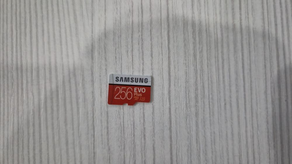 Продам дрон DJI mini 2 fly more combo