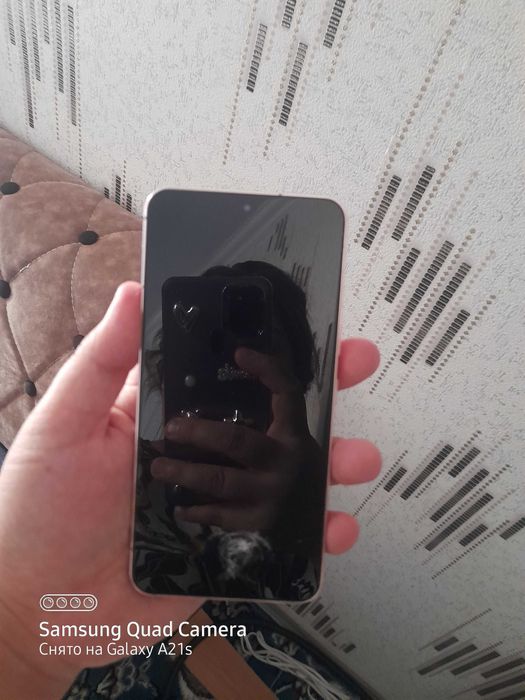 Samsung s22plus Xolati yaxshi akuratniy ishlatilgan. Aybi Ekran kuygan