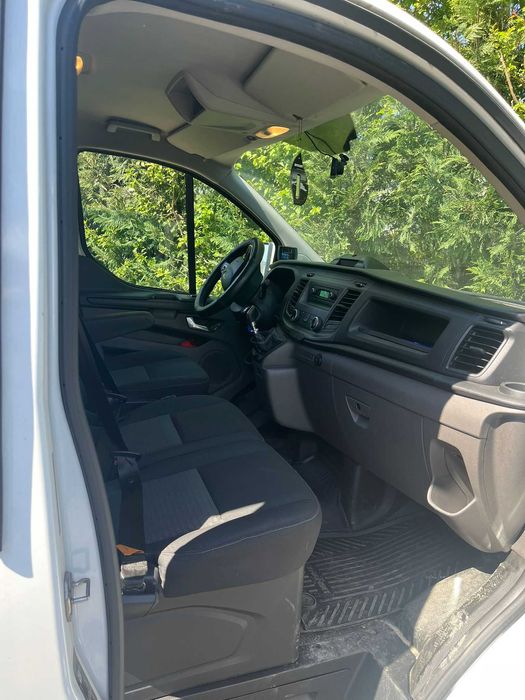 VÂND Ford Transit Custom 2022 (MOTORINĂ)