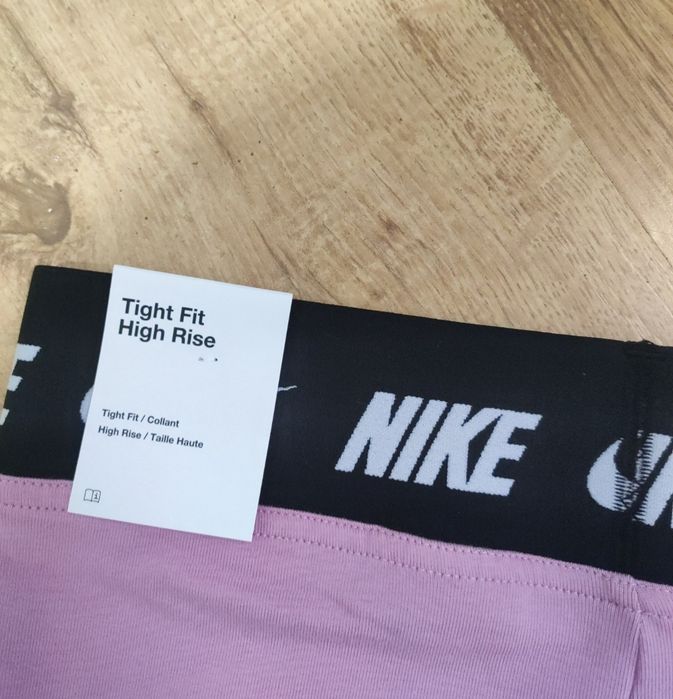 Colanți damă Nike Sportswear Club High-waisted marimea M