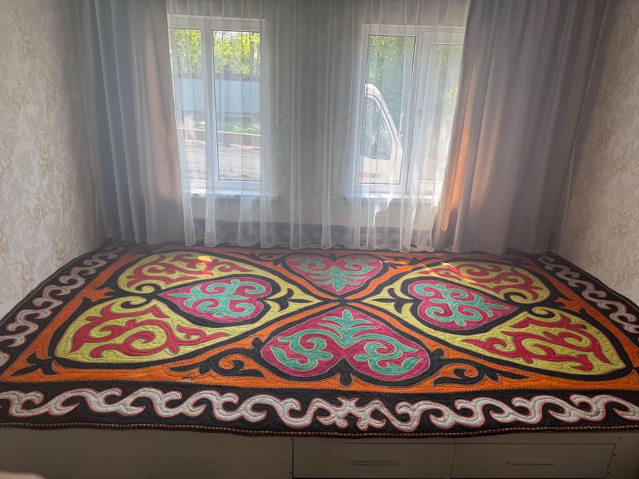 Сырмақ ковер ручная работа