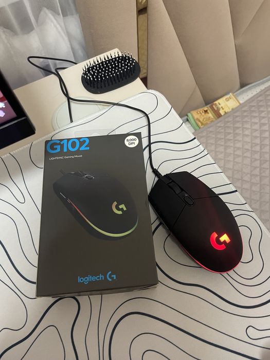 Продам мышку Logitech g102