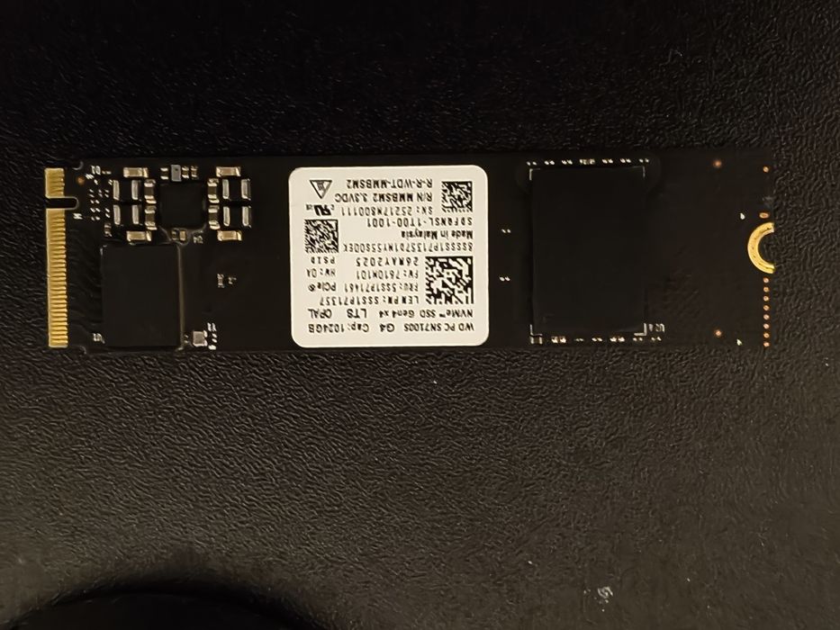 Vând SSD WD SN7100S Nvme gen 4 nou Transport gratuit!