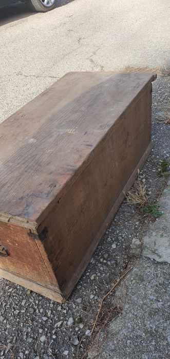 Старинна ракла сандък