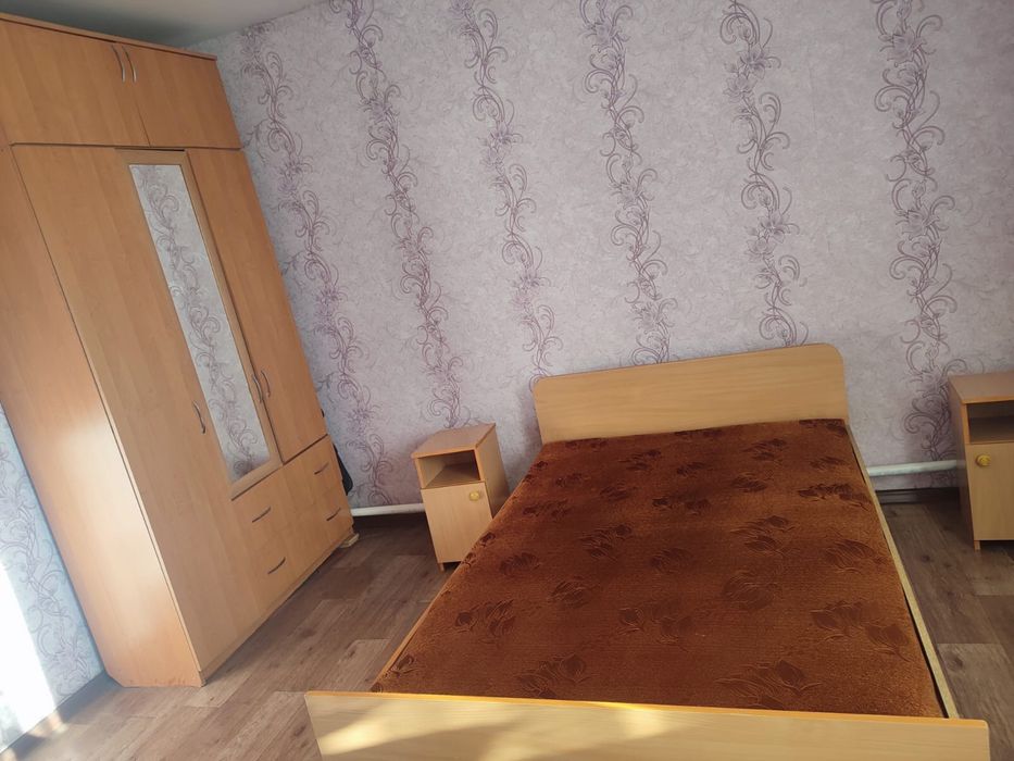 Спальный гарнитур 20000 тг