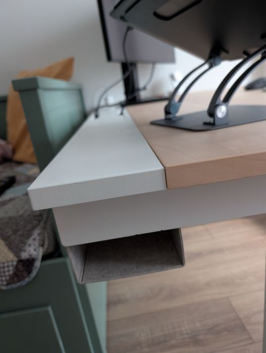 Birou IKEA furnir electric reglabil pe inaltime 120x68