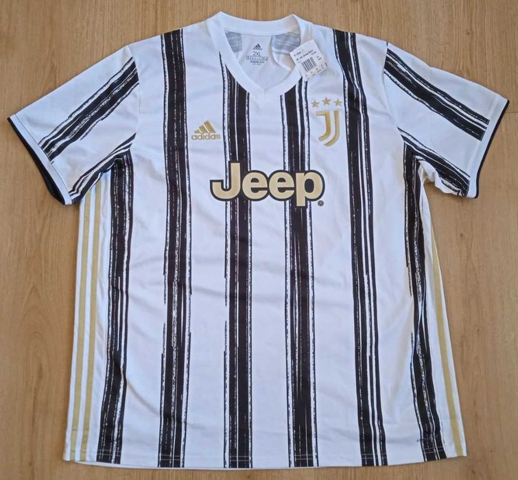 Футболни тениски на различни отбори 2