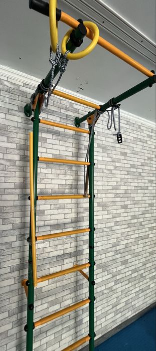 Шведская стенка.