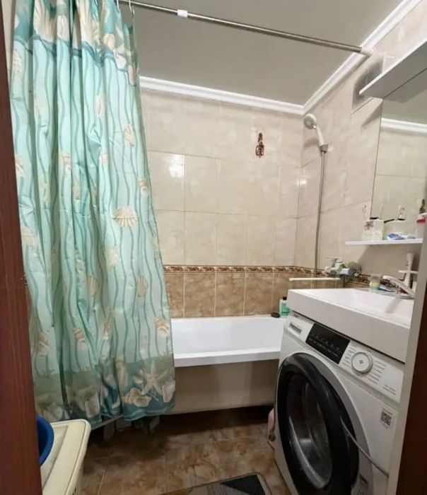 Продам двух комнатную
