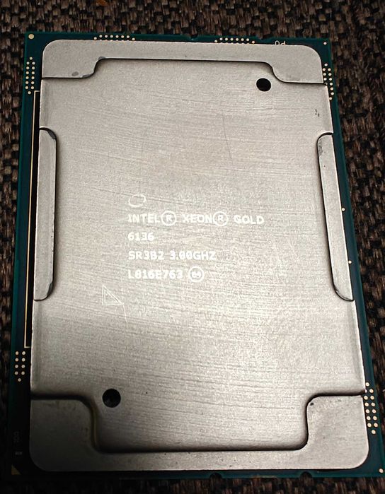 Intel Xeon Gold 6136 12c 24t