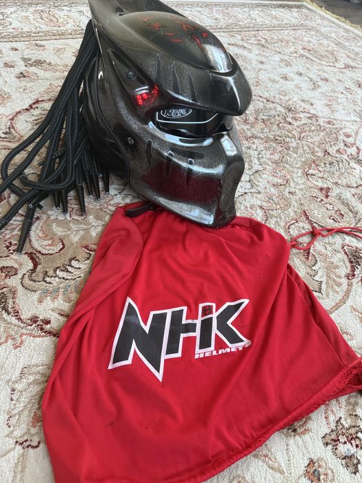 Продаю мотошлем Predator
