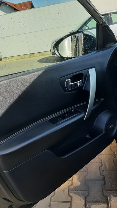 Nissan Qashqai+2 4×4 full