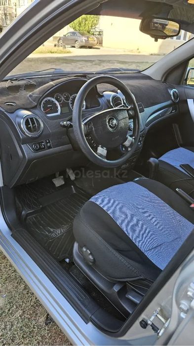 Продам машину Ravon Nexia R3