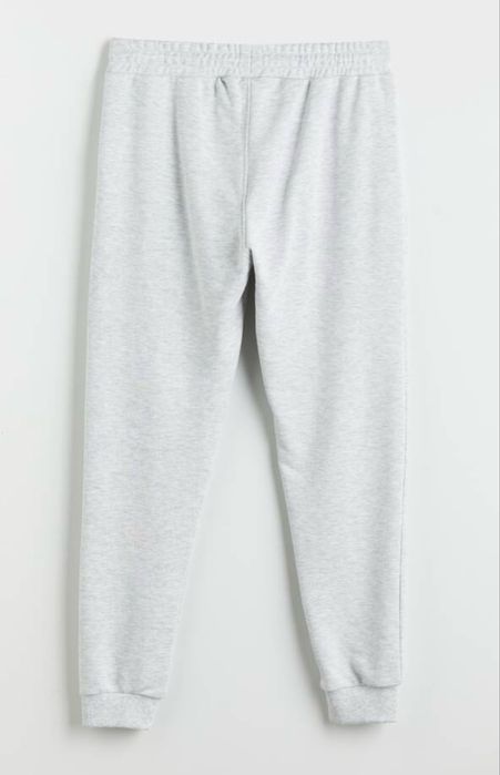 Продам новое трико серое