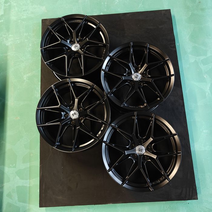 R18 PCD 5*108 Комплект новых легкосплавных дисков