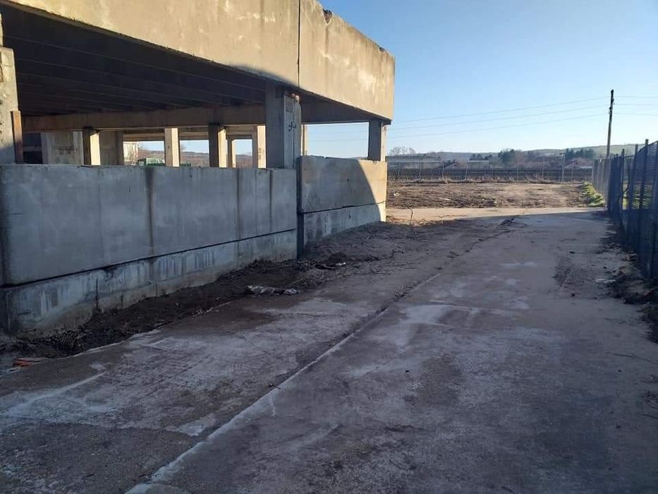 Продава се Промишлена сграда в Силистра, Север - 3000 кв.м за 49 €/кв.м - Снимка #17