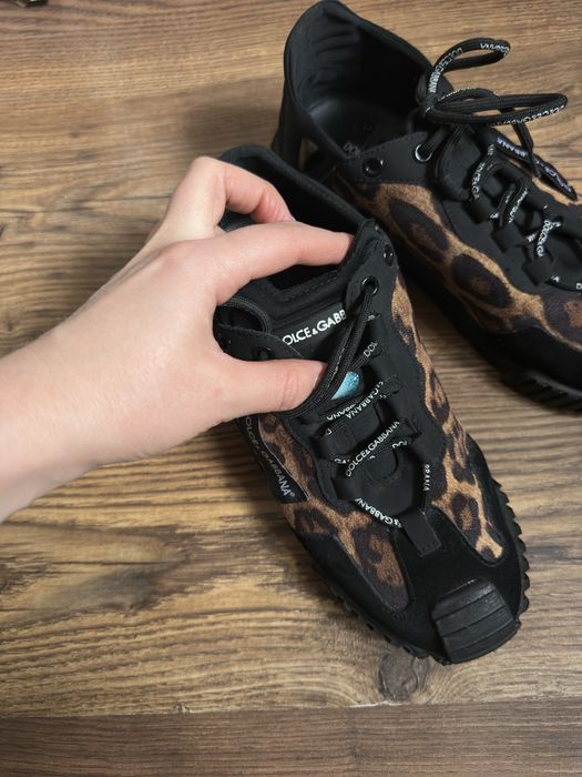 Кроссовки новык 39