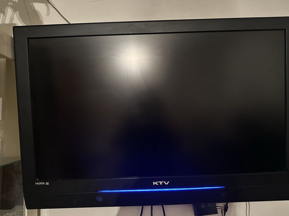 Телевизор рабочий KTV