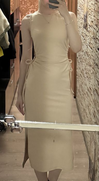 Облегающее платье