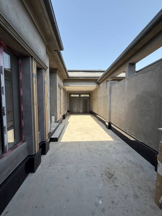 Xovli  sotiladi yengi qurilgan uchaska