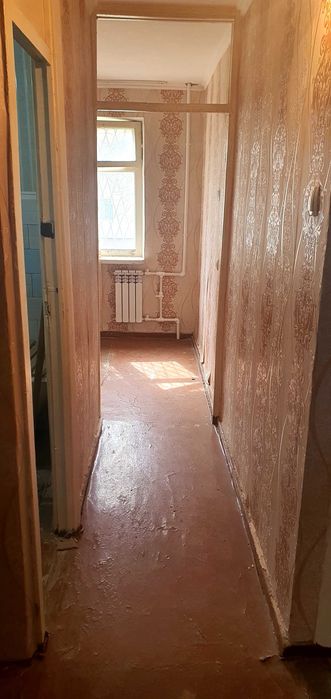 Срочно Продается 1 - комн квартира в Чирчике 3-микрорайон