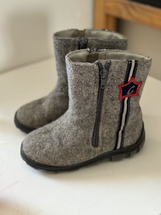 Продам детские валенки