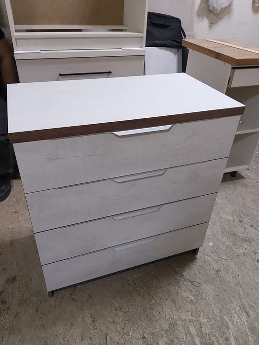 Продам комод новый