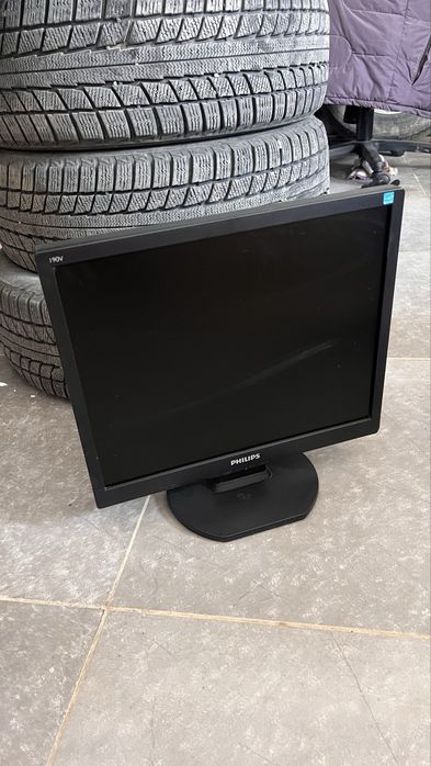 Продаем Монитор Philips 190V