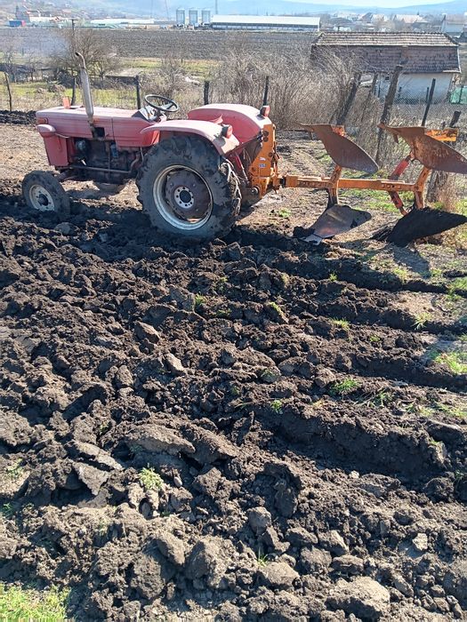 Vand  tractor UTB 550