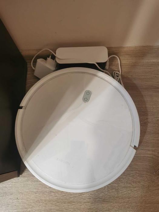 Прахосмукачка робот Xiaomi Robot Vacuum E10