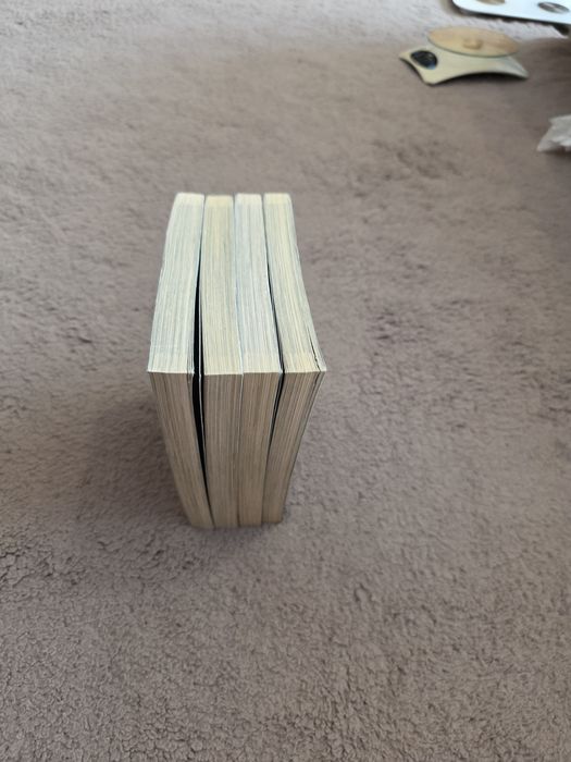 D, a vámpírvadász manga magyarul/Hungarian language complet set 
(Csak egyben eladó)