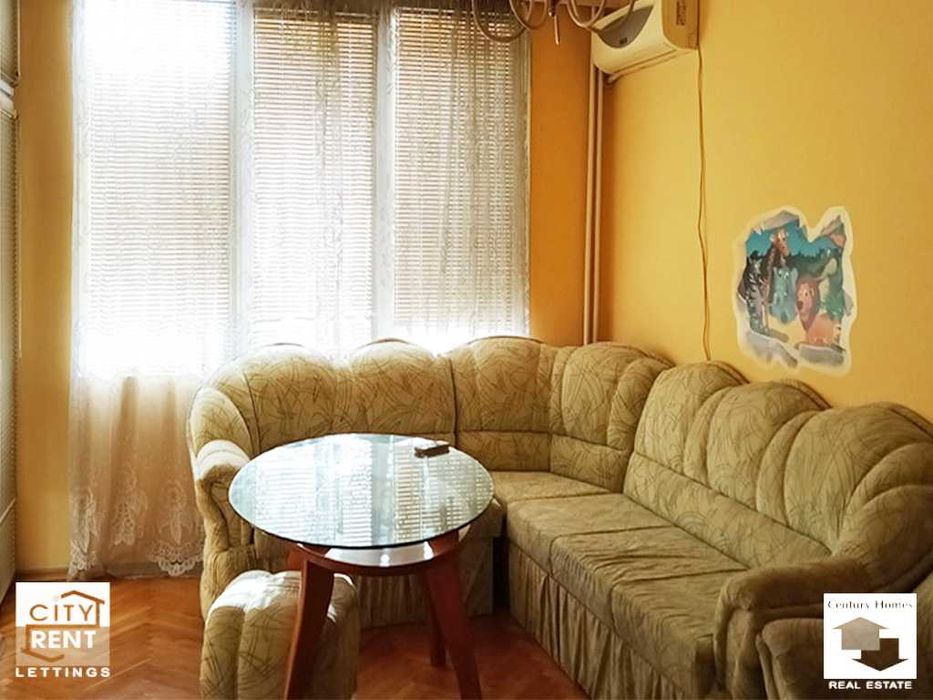 Дава се под наем Четиристаен апартамент в Велико Търново, Център - 110 кв.м за 440 € - Снимка #1