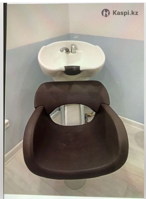 Парикмахерское кресло-мойка