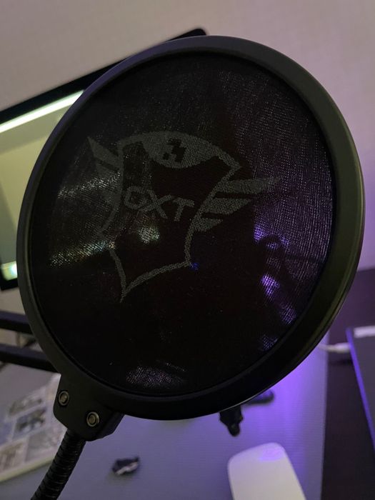 Trust Микрофон студийный 252 Emita Plus