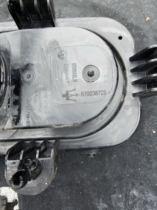 Caracasa filtru aer maserati ghibli 3.0b