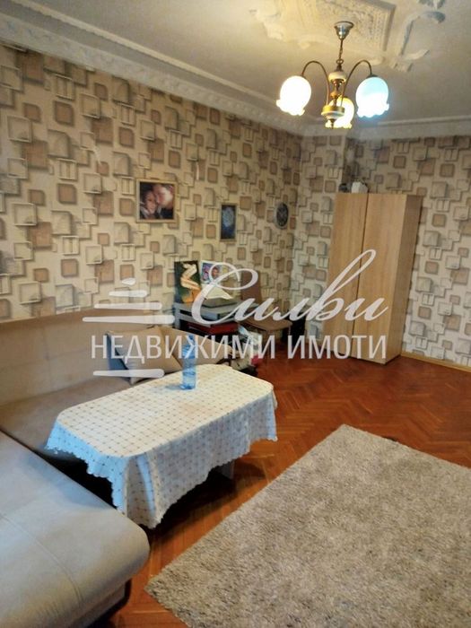Продава се Тристаен апартамент в Шумен, Тракия - 84 кв.м за 1093 €/кв.м - Снимка #1