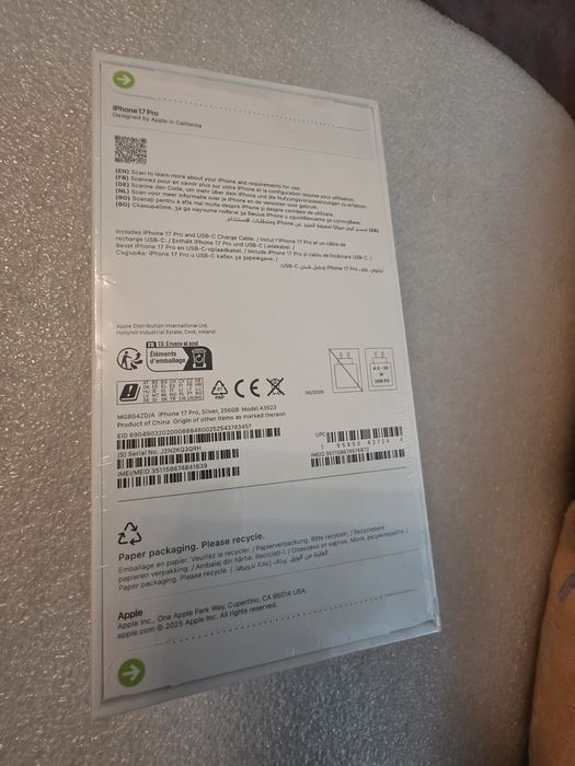 17pro IPhone 256gb Нов Silver