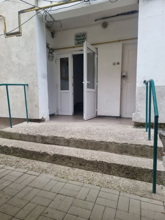 Vand Apartament 3 camere ultracentral