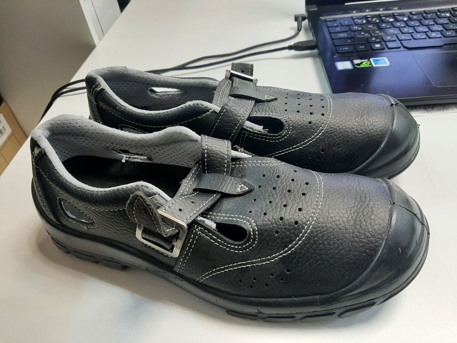 Рабочие ботинки с металлическим носком, размер 42