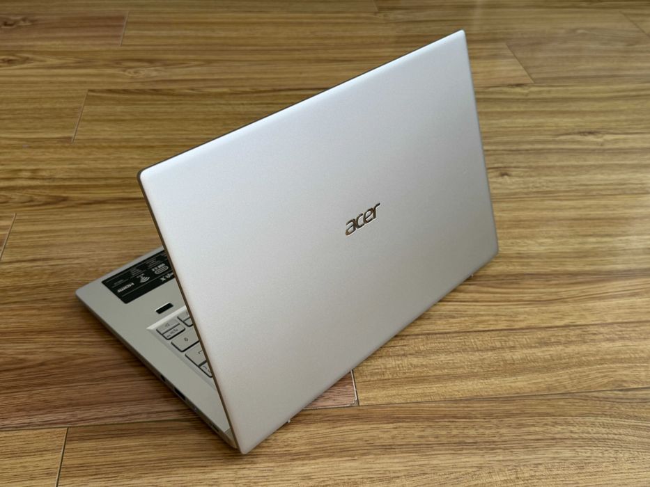Acer Swift X 14`Ryzen 7 5800U/Nvidia RTX 3050/16GB LPDDR4X/512GB NVMe/Full HD IPS/Батерия 8ч
