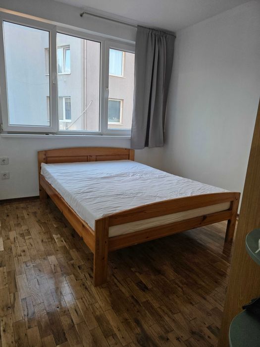 Дава под наем тристаен в Овча купел (старата част)