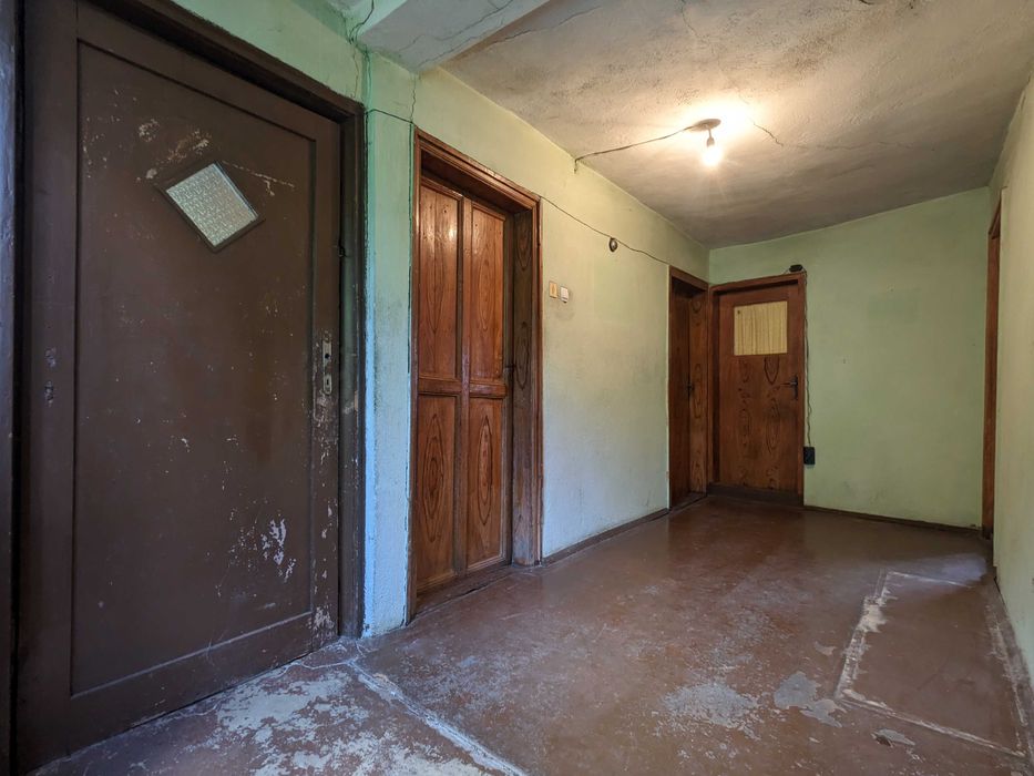 Продава се Къща в Брезник - 80 кв.м за 538 €/кв.м - Снимка #22