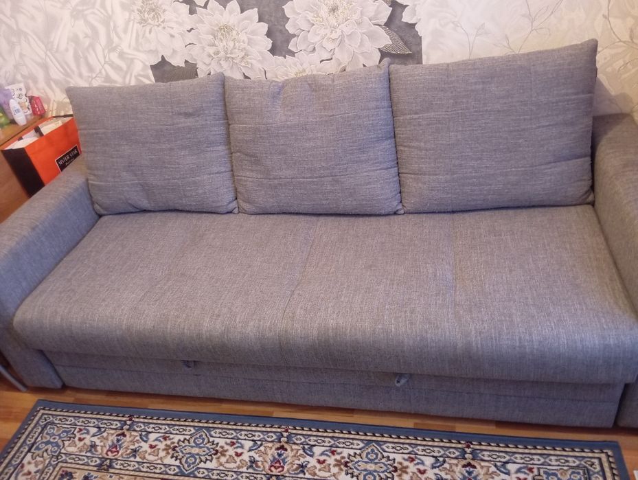 Продам диван , 25 тысяч , б/у