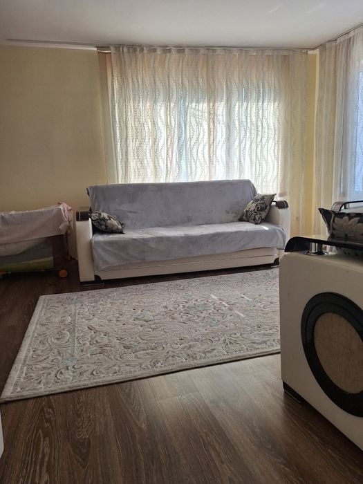 Продава се Етаж от къща в Омуртаг - 165 кв.м за 538 €/кв.м - Снимка #1