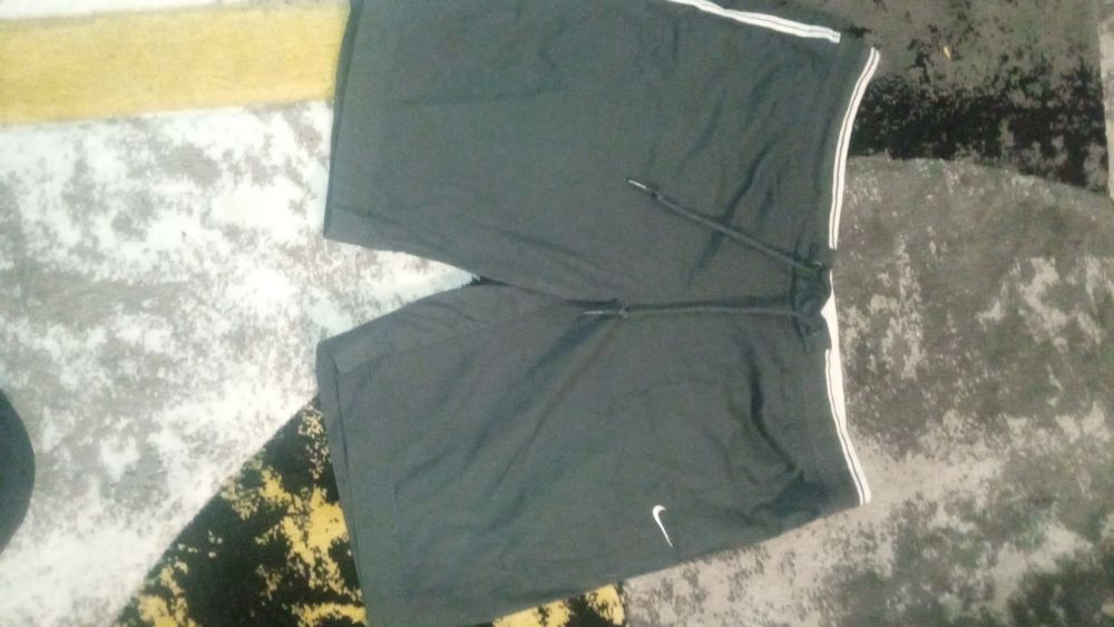 Pantaloni scurți Nike