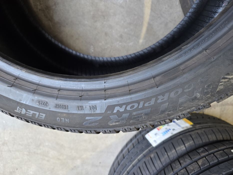 285/40/21 PIRELLI 2бр