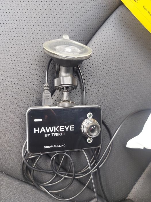 Продам б/у видеорегистратор в а/м